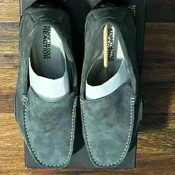 Kenneth Cole Reaction World Hold On Men's Size 9 Gray Suede Leather Slip On New - Picture 5 of 7